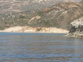 Milos, Agios Ioannis Beach