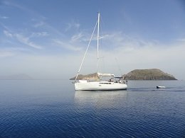 Milos, Akrathi & Arkadi islets