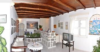 Filoxenia Apartments Milos