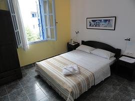 Milos, Soultana Apartments, Rooms and Studios in Pollonia