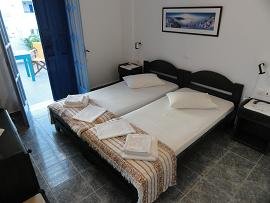 Milos, Soultana Apartments, Rooms and Studios in Pollonia