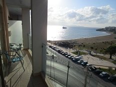 Rafina, Avra Hotel