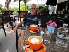 Rafina, Square Coffee & Drinks