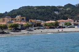 Hesperia Hotel in Karlovassi