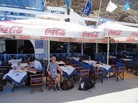 Cafe Bar Restaurant Spartacos in Athinios in Santorini