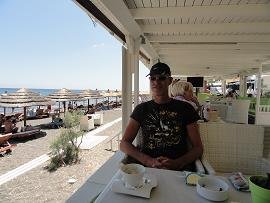 Corner Snack Bar in Perissa in Santorini