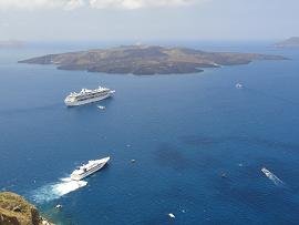 Kameni islands santorini