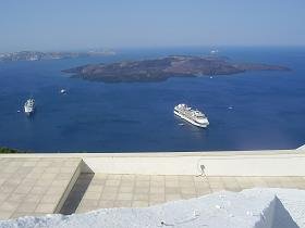 Kameni islands santorini