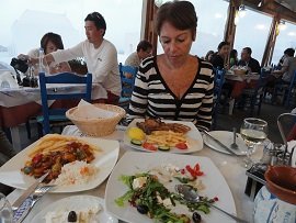 Santorini, Taverna Blue Sky in Oia