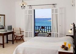 Schinoussa Lioliou Beach Hotel