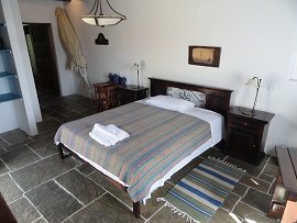 Sifnos, Fassoulou Studios in Faros