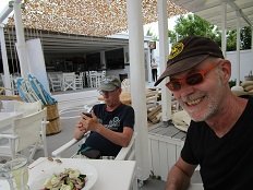 Juicy Beach Bar, Magazia beach, Skyros