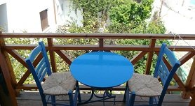 Peter & Tony Rooms, Galissas Beach, Syros