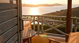 Sunrise Beach Suites, Azolimnos Beach, Syros