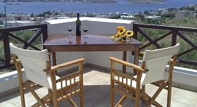 Plakourakia Apartments in Finikas, Syros