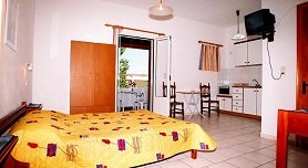 Letta's Apartments - Episkopis, Finikas, Syros